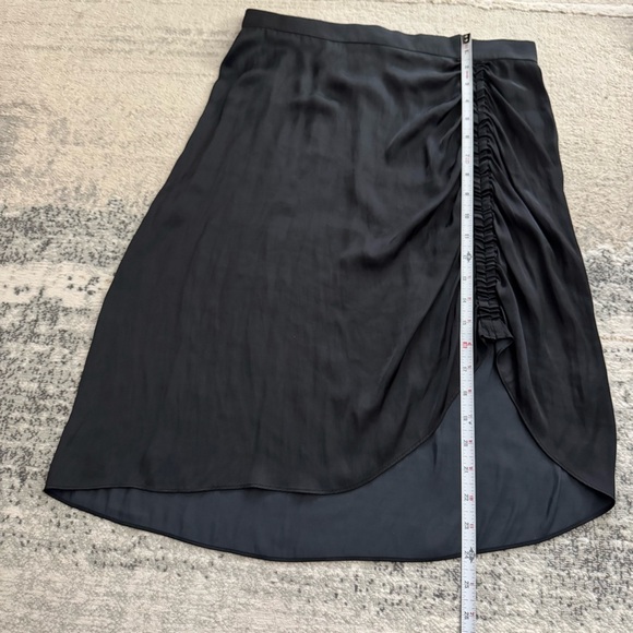 Like 🆕 Zadig & Voltaire black satiny ruched detail black skirt - Picture 8 of 9